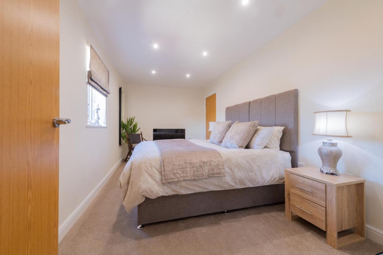 Courtyard Mews Apartamento Wakefield Exterior foto