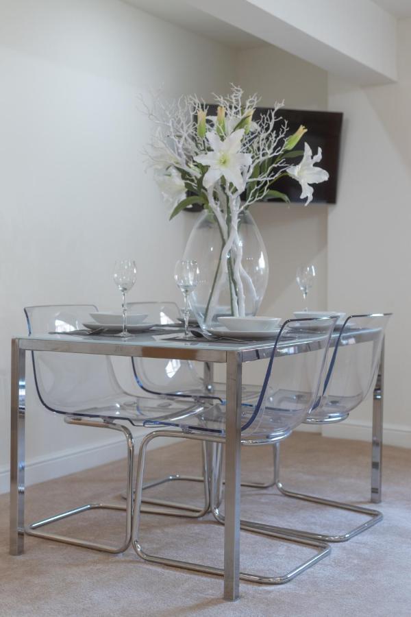 Courtyard Mews Apartamento Wakefield Exterior foto